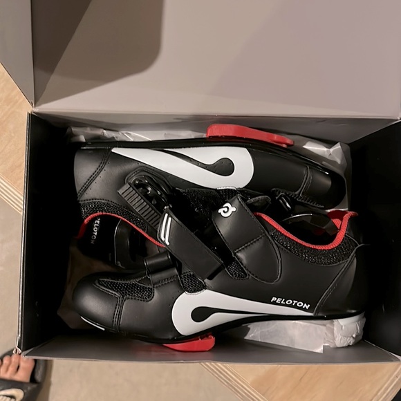 peloton shoes type of clip